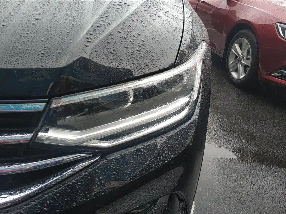 Volkswagen Tiguan L 2022 330TSI Auto 2WD R-Line Premium Edition фото 5