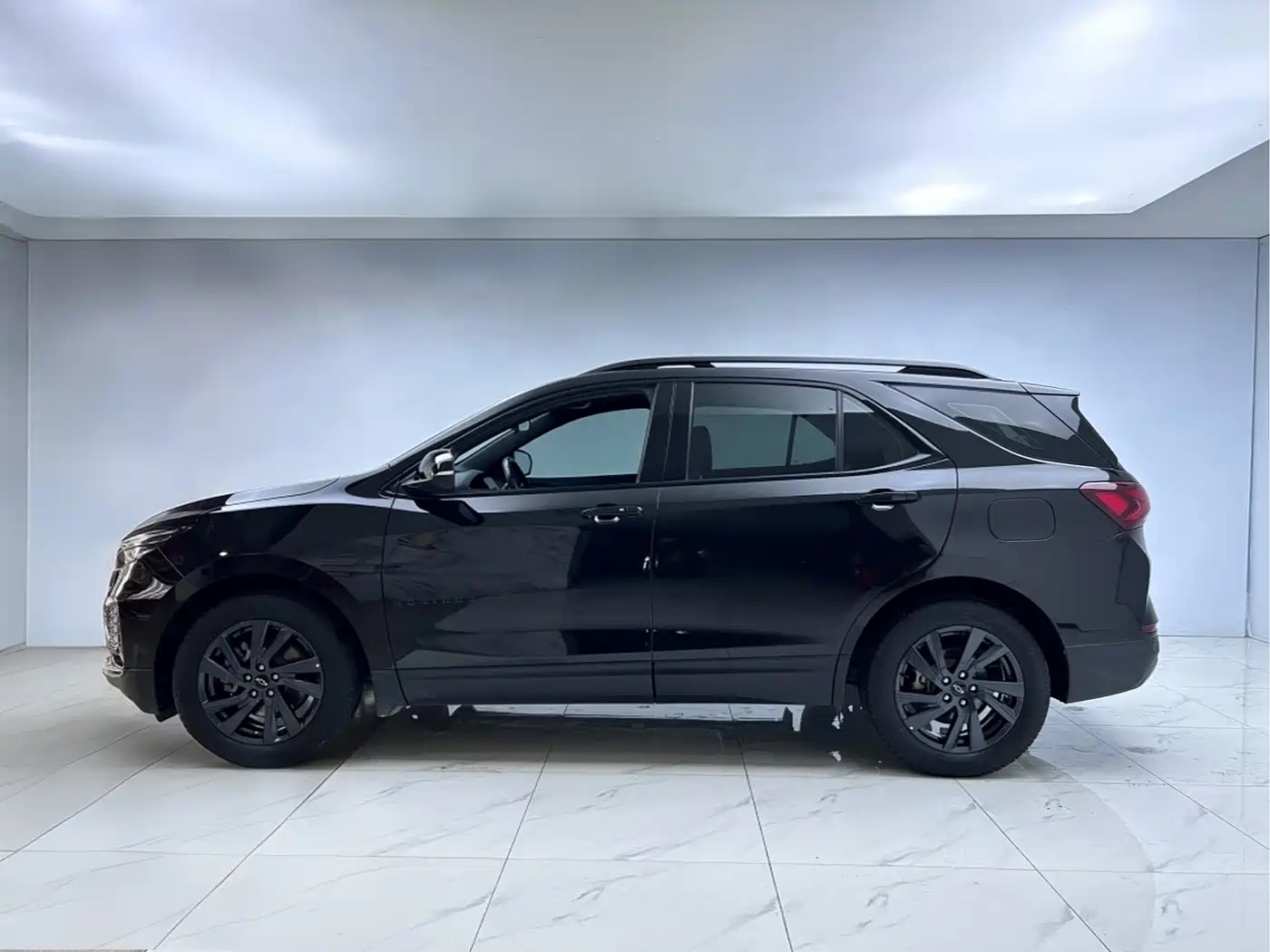 Chevrolet Equinox 2021 550T RS Smart Tuojie Edition фото 4