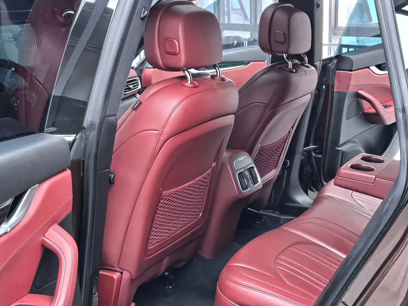 Maserati Levante 2016 3.0T Standard фото 6