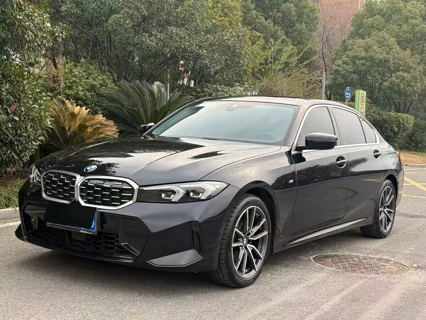 BMW 3 Series 2025 325Li M Sport Package