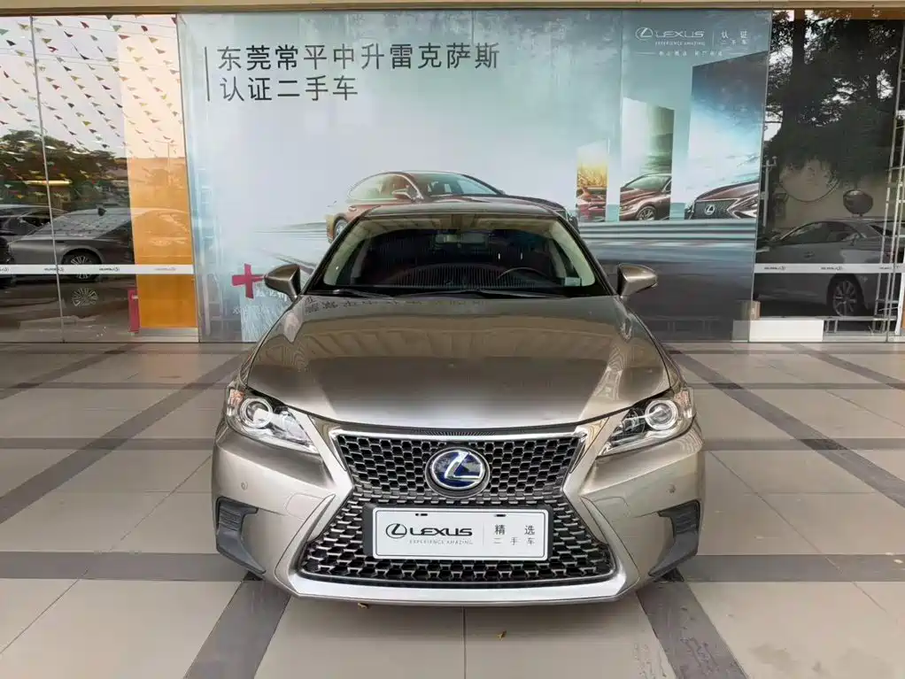 Lexus CT 2018 2017 CT200h Elite Edition Monochrome China V