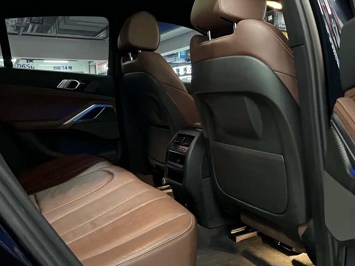 BMW X6 2021 xDrive40i M Sport Package фото 14