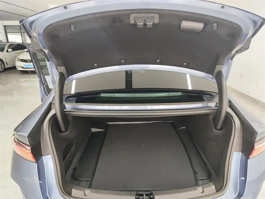 BYD Seal 2022 550km Standard Range RWD Premium фото 19
