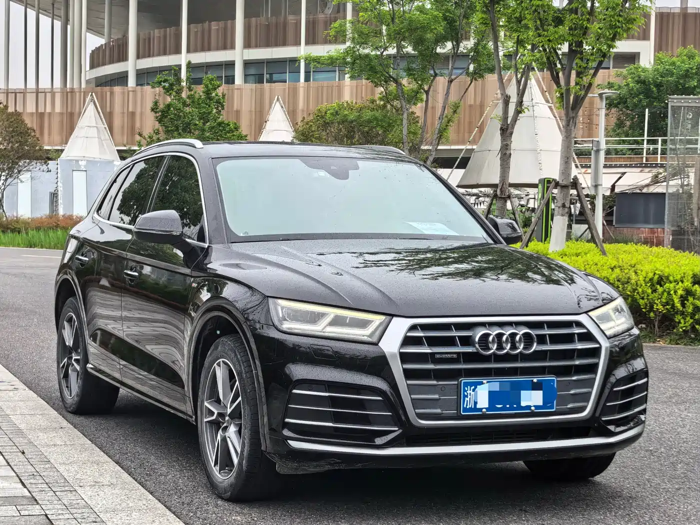 Audi Q5L 2020 40 TFSI Prestige Fashion фото 3