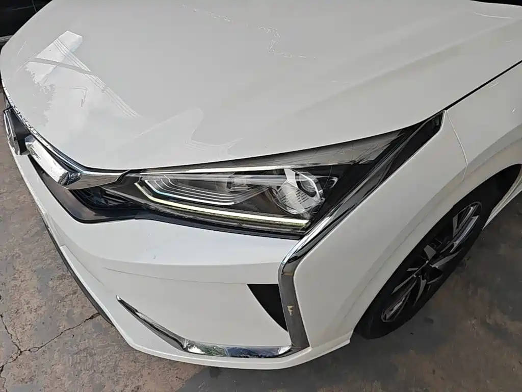 Dongfeng Aeolus Yixuan 2020 2020 230T Automatic Dazzle Edition
