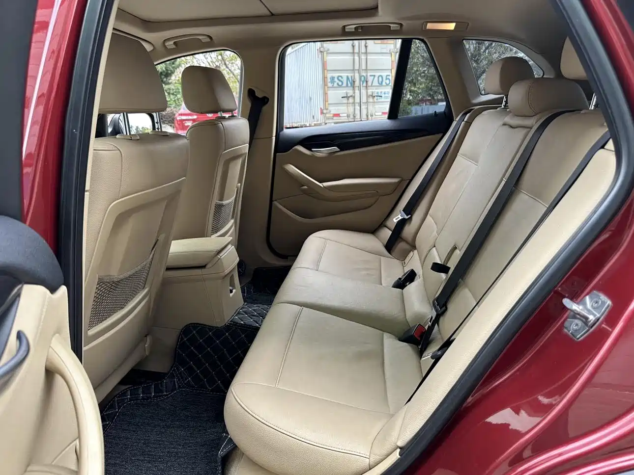 BMW X1 (Import) 2011 2010 xDrive25i