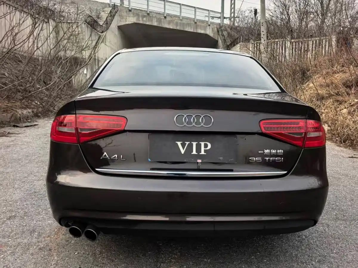 Audi A4L 2015 35 TFSI Auto Standard фото 9