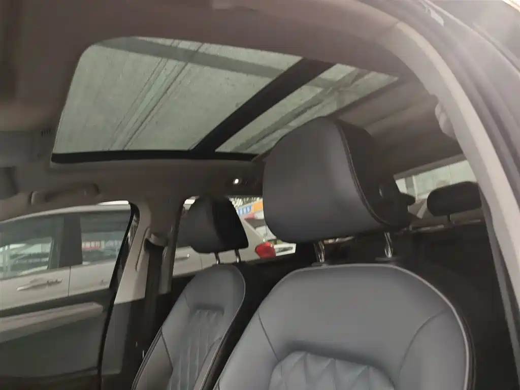 Volkswagen Sagitar 2023 280TSI DSG Beyond Lite фото 17