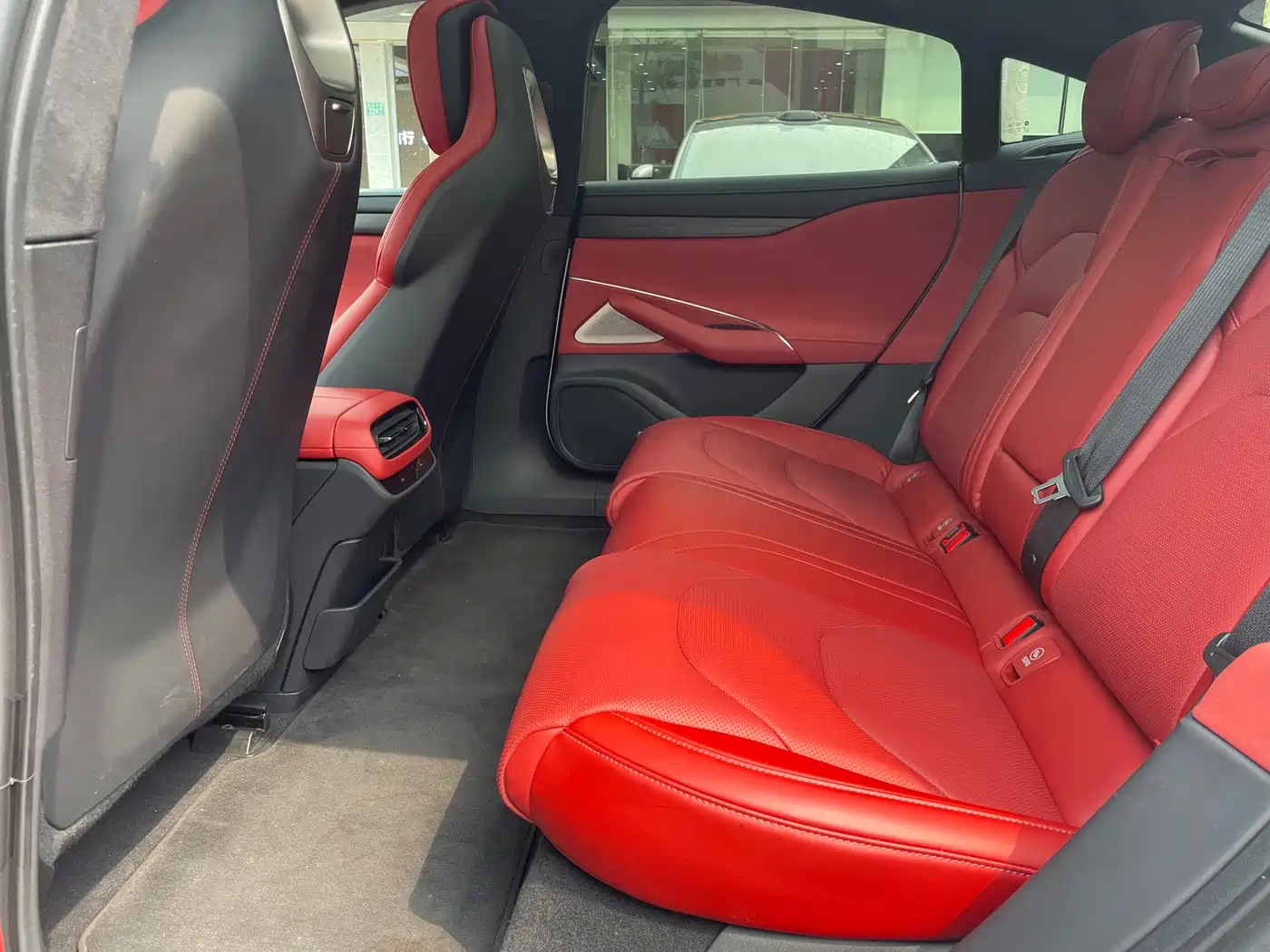 XIAOMI CAR XIAOMI SU7