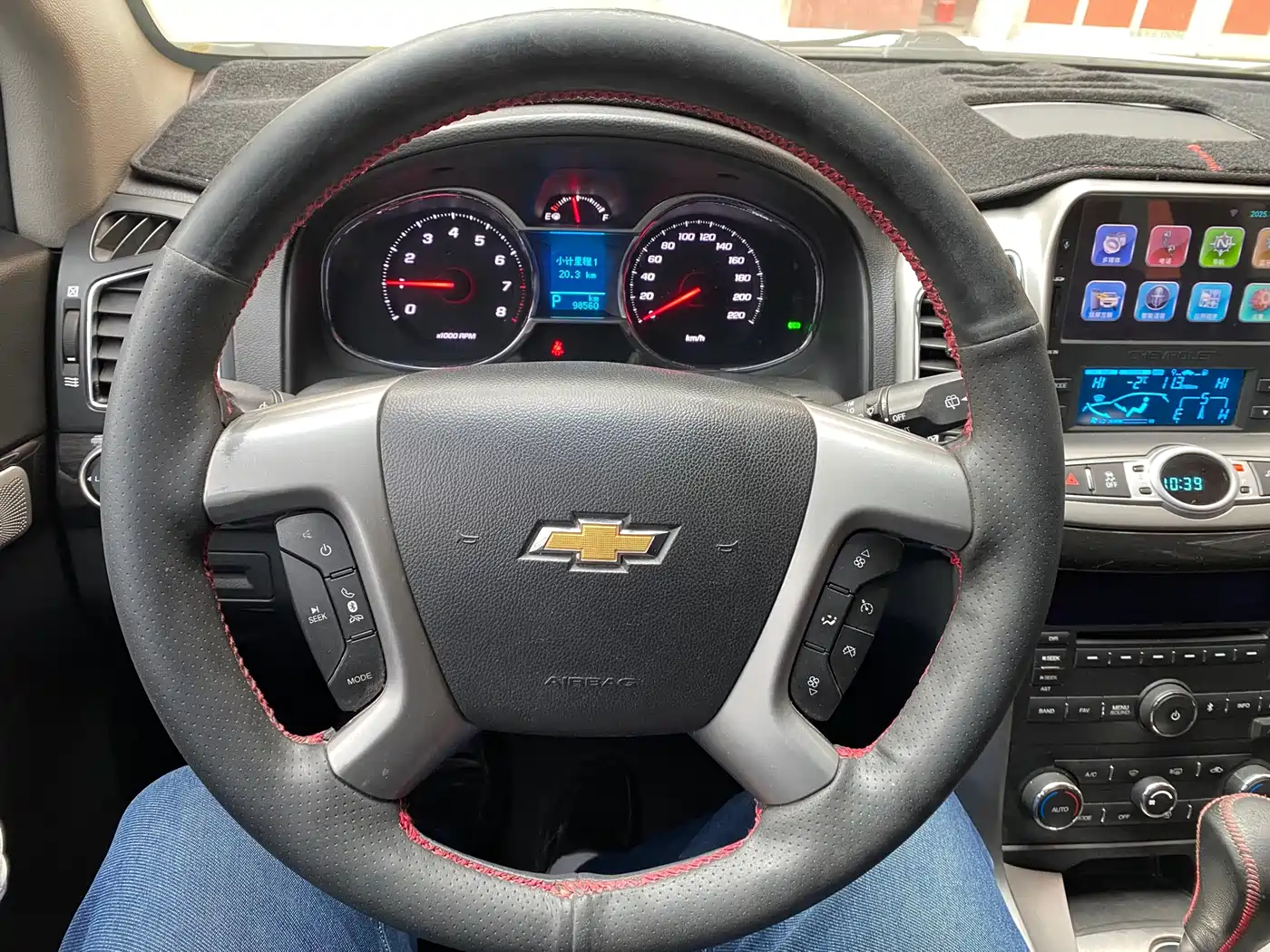 Chevrolet Captiva 2015 2.4L AWD Flagship 7-Seater фото 9