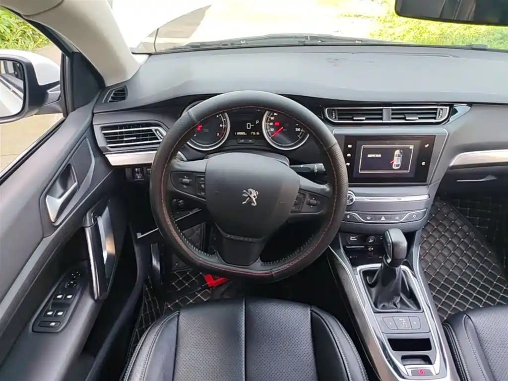 Peugeot 408 2014 1.8L Automatic Luxury Edition фото 11
