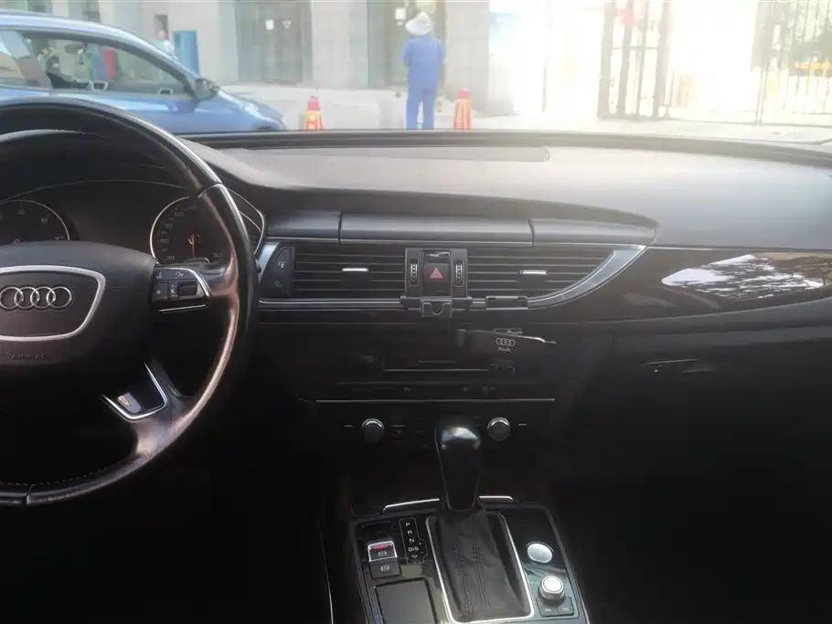 Audi A6L 2017 TFSI Comfort фото 13