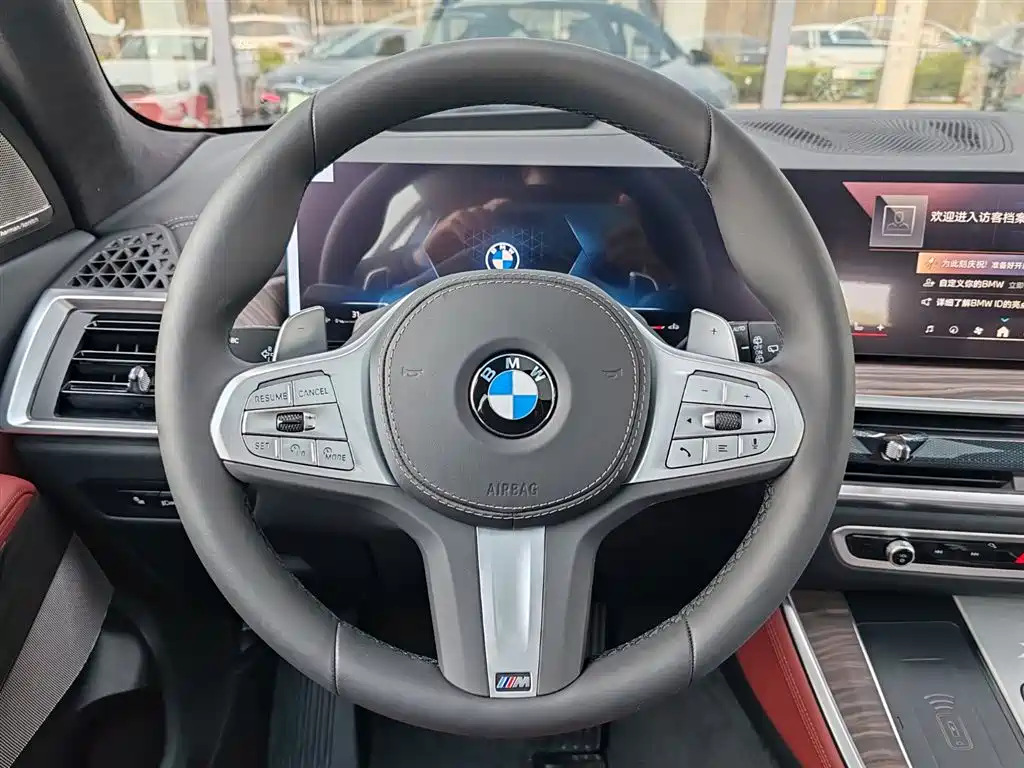 BMW X5 2025 Model xDrive 40Li Exclusive M Sport Blackout Package фото 10