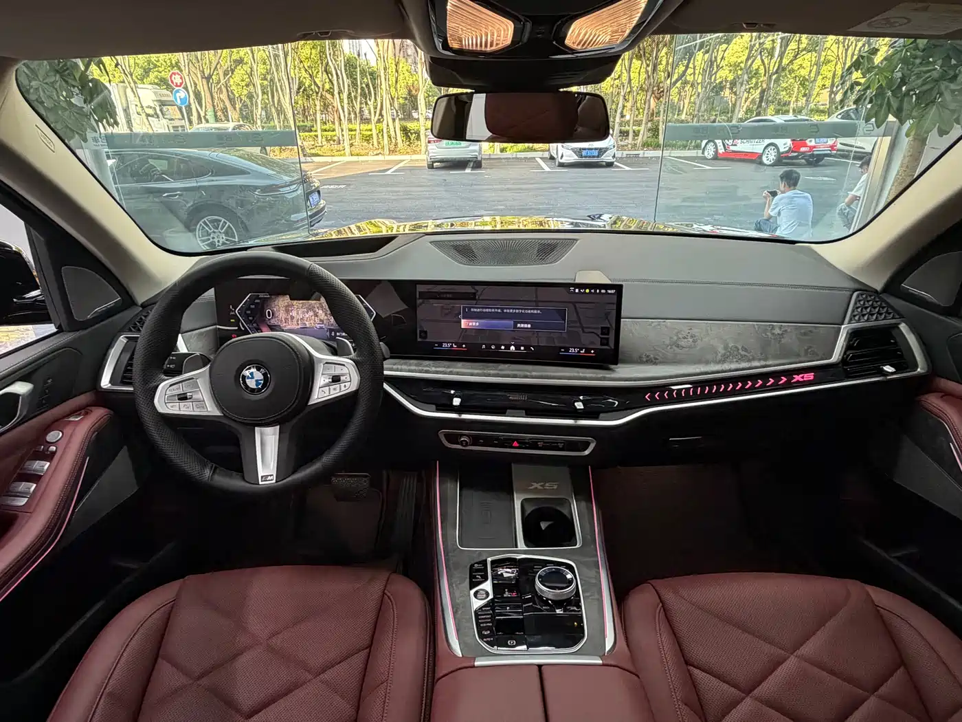 BMW X5 2023 xDrive 30Li Premium M Sport Black Night Package фото 6