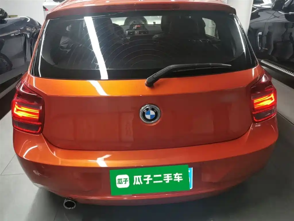 BMW 1 Series (Import) 2013 Facelift 118i Leading Model фото 6