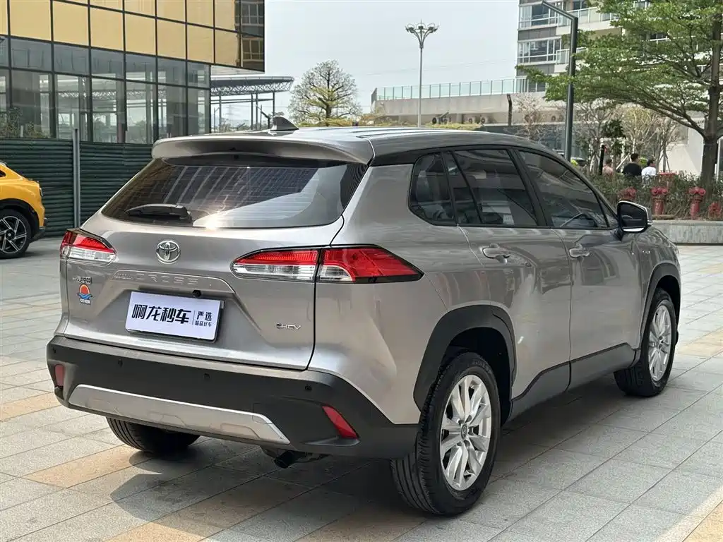 Toyota Corolla Cross 2024 2.0L Smart Hybrid Dual Engine Pioneer Edition фото 7