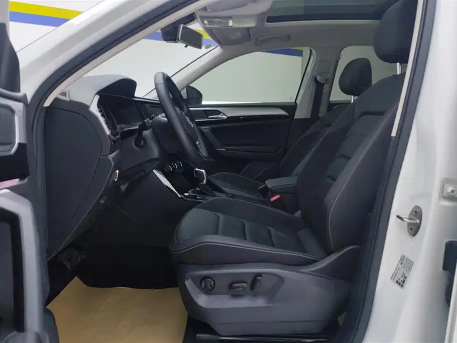 Volkswagen Tayron 2019 330TSI 2WD Luxury China VI фото 9