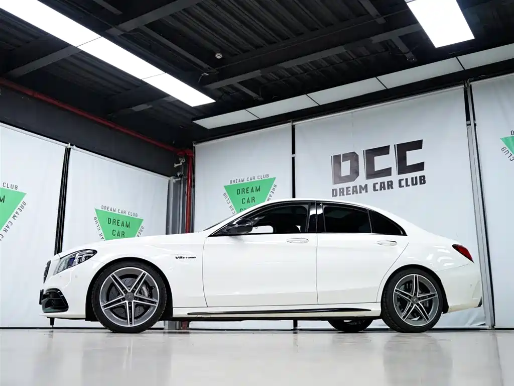 Mercedes-Benz C-Class AMG 2019 AMG C 63 фото 23