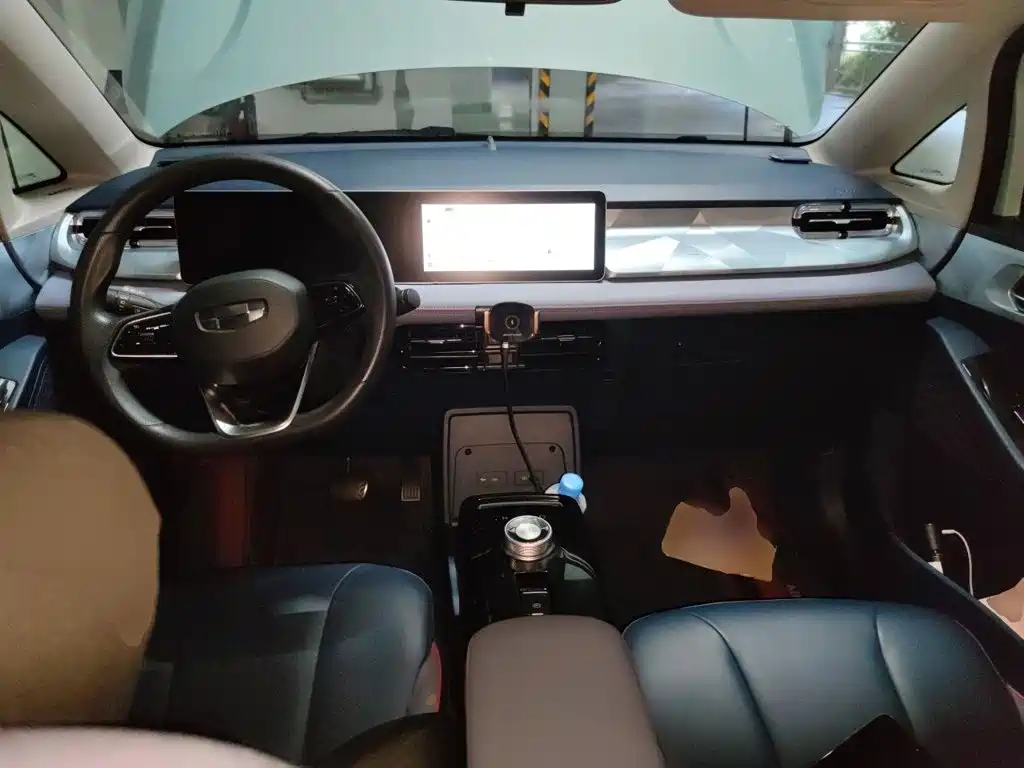 Geely Geometry E Firefly 2022 2023 401KM Linglong Tiger 5-Seater