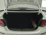 Фото 4 - Kia Pegas