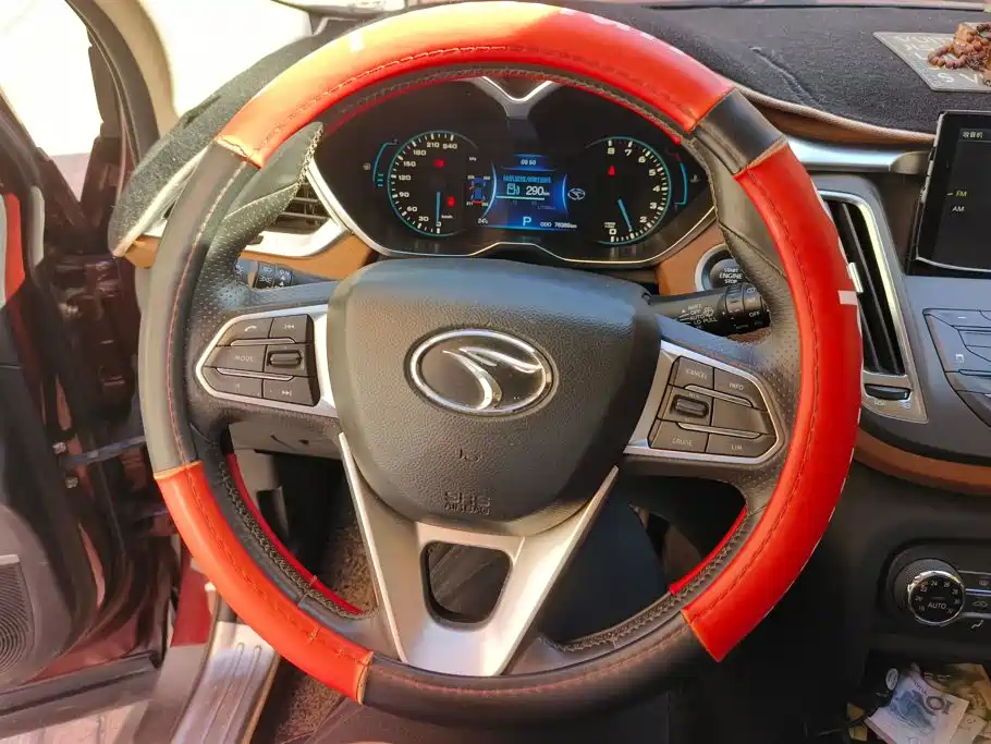 Soueast DX7 2015 2015 1.5T Automatic Luxury