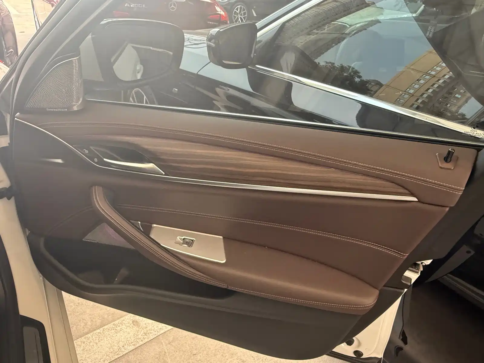 Photo 19 - BMW 5 Series