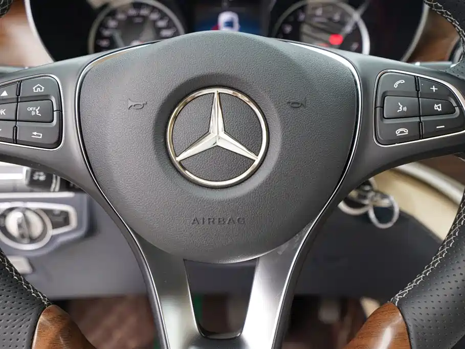 Mercedes-Benz V-Class 2022 V 260 L Long Wheelbase Luxury Edition фото 8