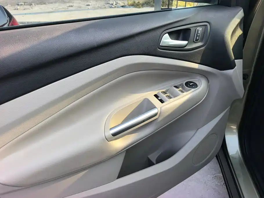 Ford Kuga 2014 2013 1.6L GTDi AWD Elite