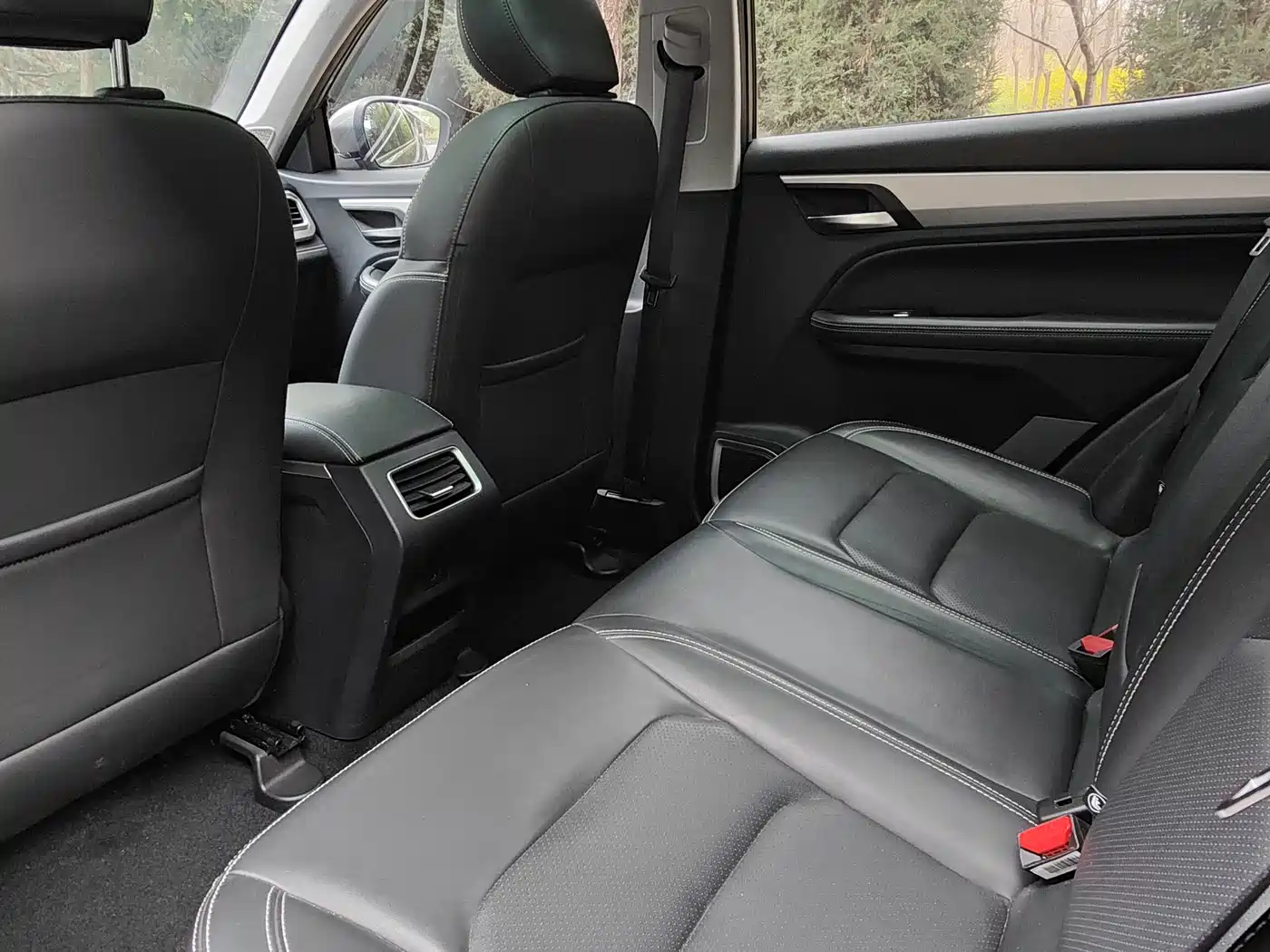 GEELY AUTOMOBILE VISION X6