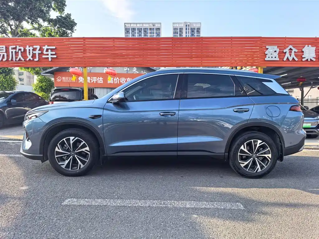 BYD Song Pro New Energy 2025 2nd Generation Smart Drive Edition DM-i 75KM Leading Type фото 6