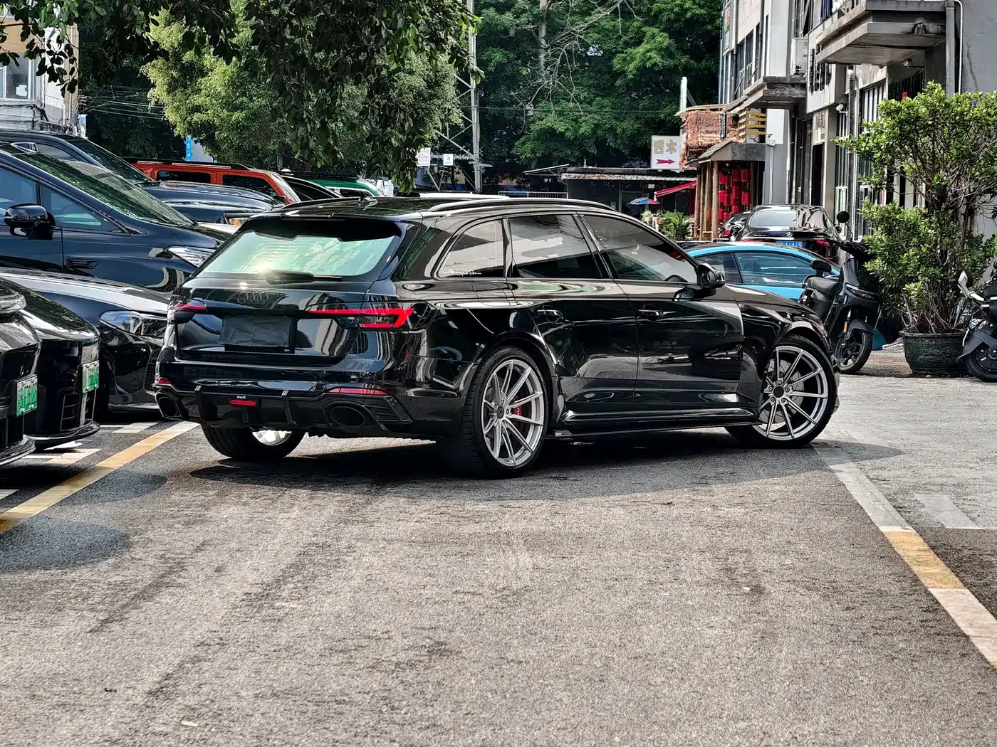 Audi RS 4 2019 RS 4 2.9T Avant фото 10