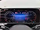 Photo 14 - Mercedes-Benz E-Class