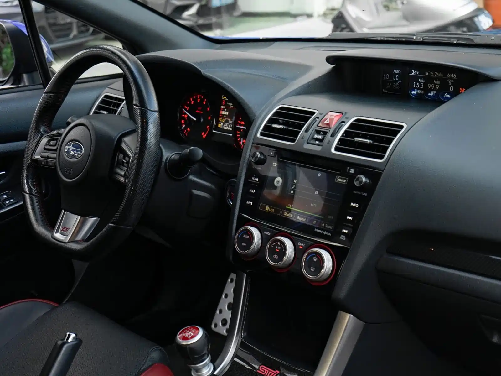 Фото 5 - Subaru WRX