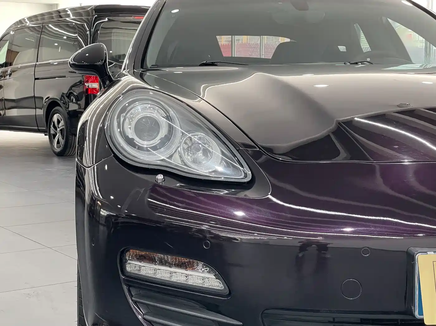 Porsche Panamera 2013 Panamera Platinum Edition 3.6L фото 8