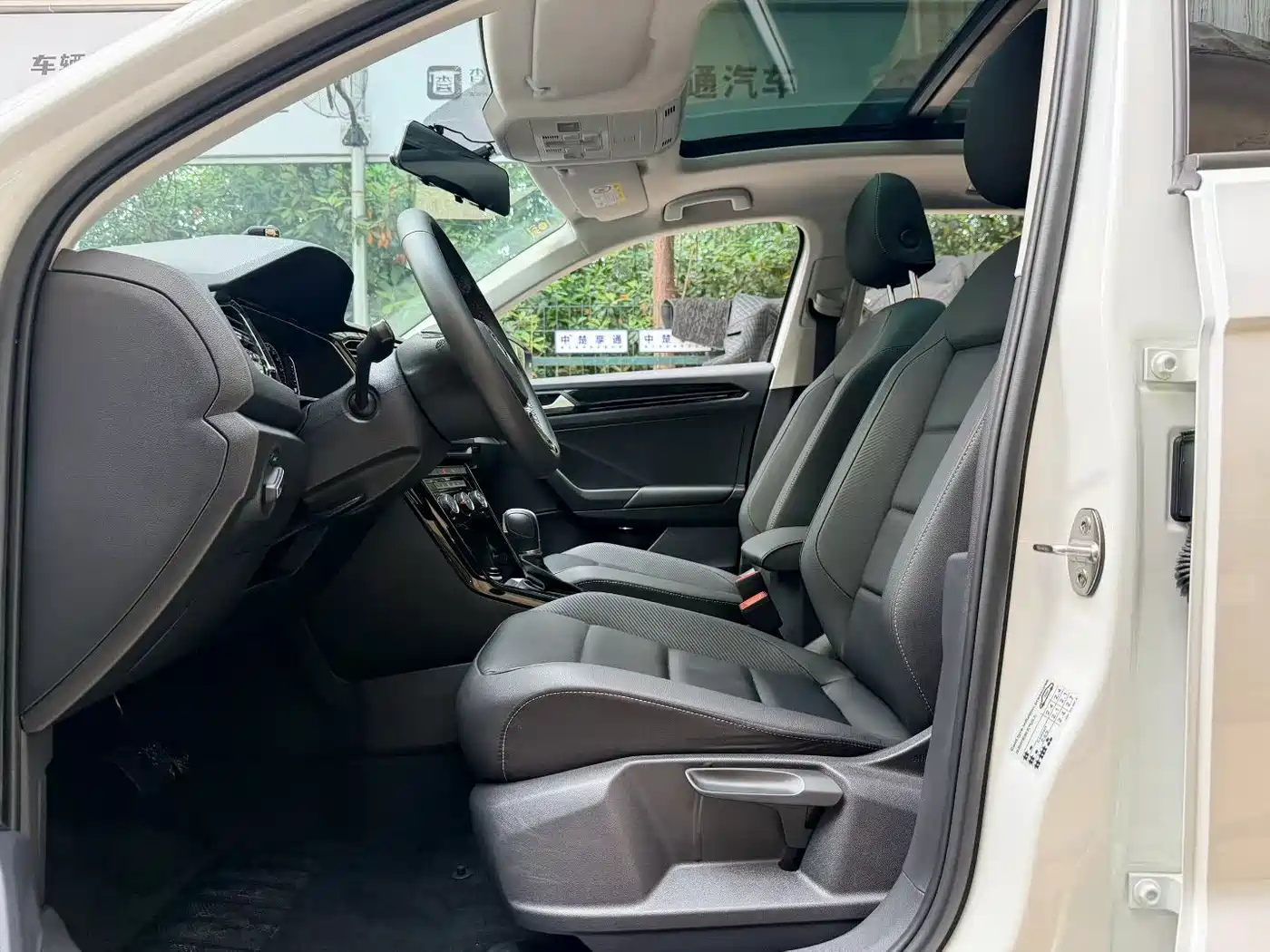 Volkswagen T-ROC 2020 280TSI DSG 2WD Comfort фото 7