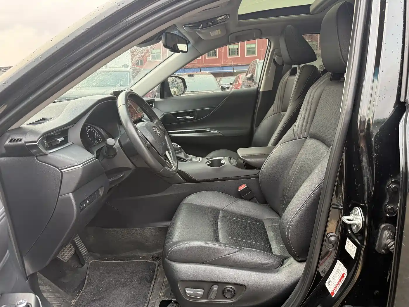 TOYOTA LING FANG HARRIER