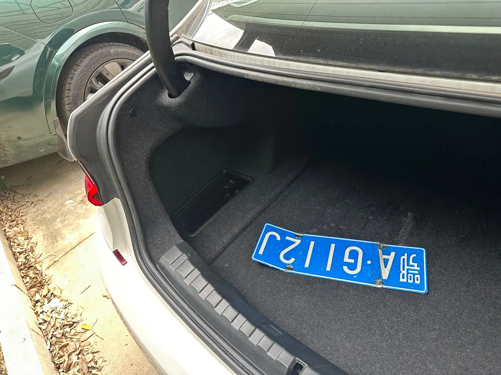 Photo 25 - BMW 3 Series