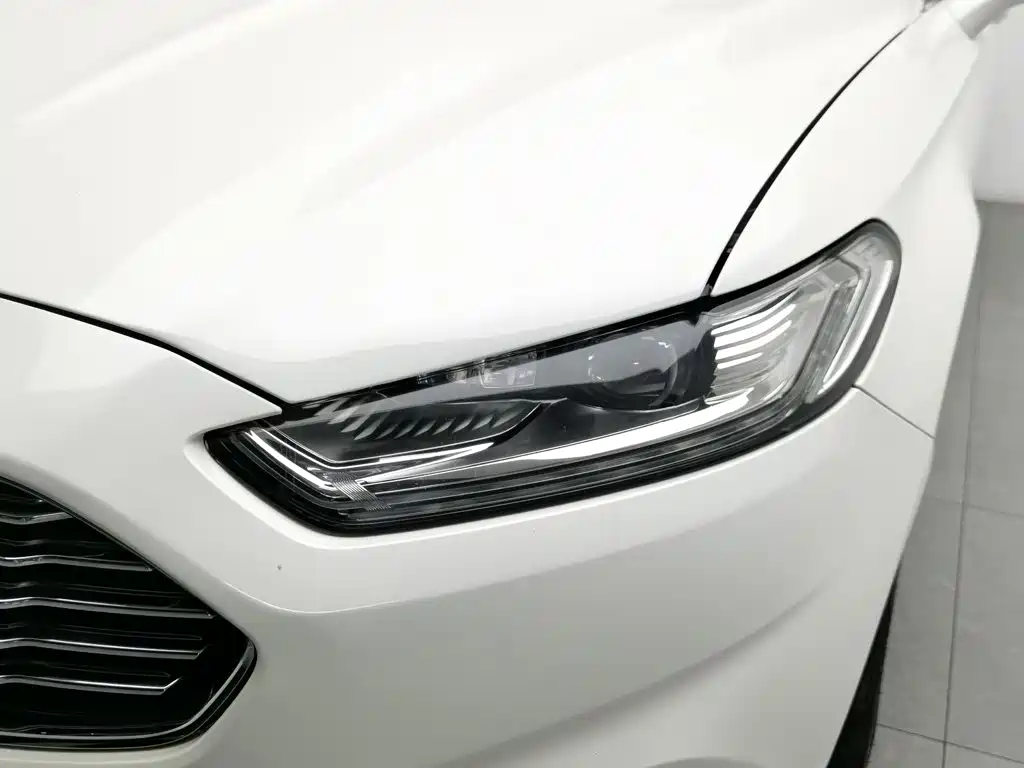 Photo 7 - Ford Mondeo