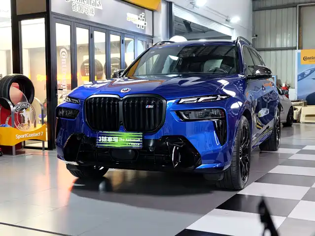  BMW BMW X7 M60i 2026 Model Year xDrive M60i