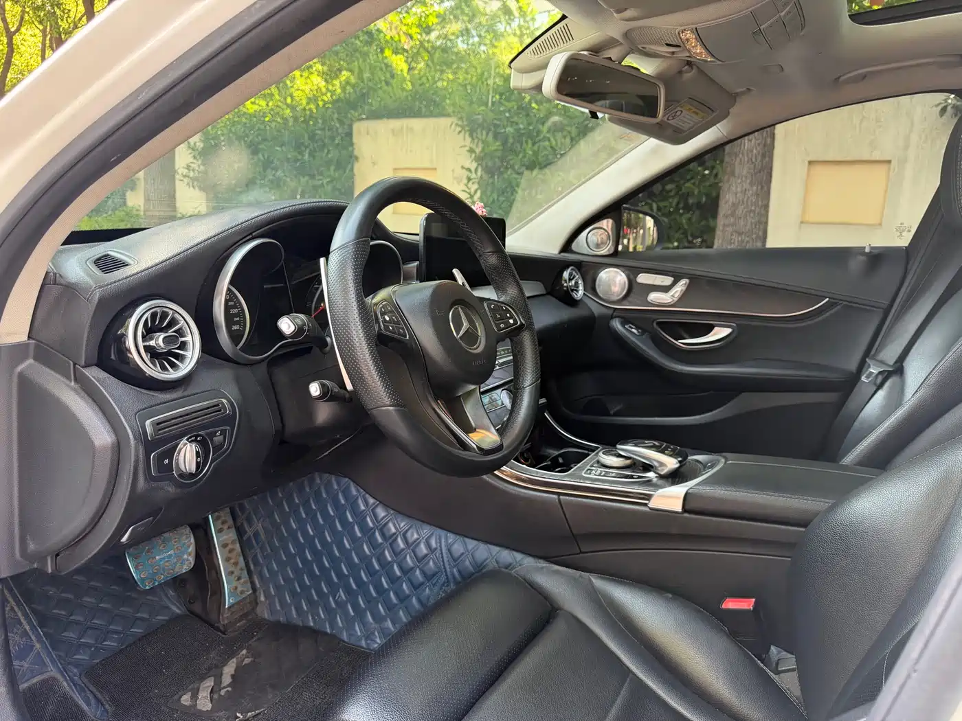 Mercedes-Benz C-Class 2015 Facelift C 200 L Sport фото 7