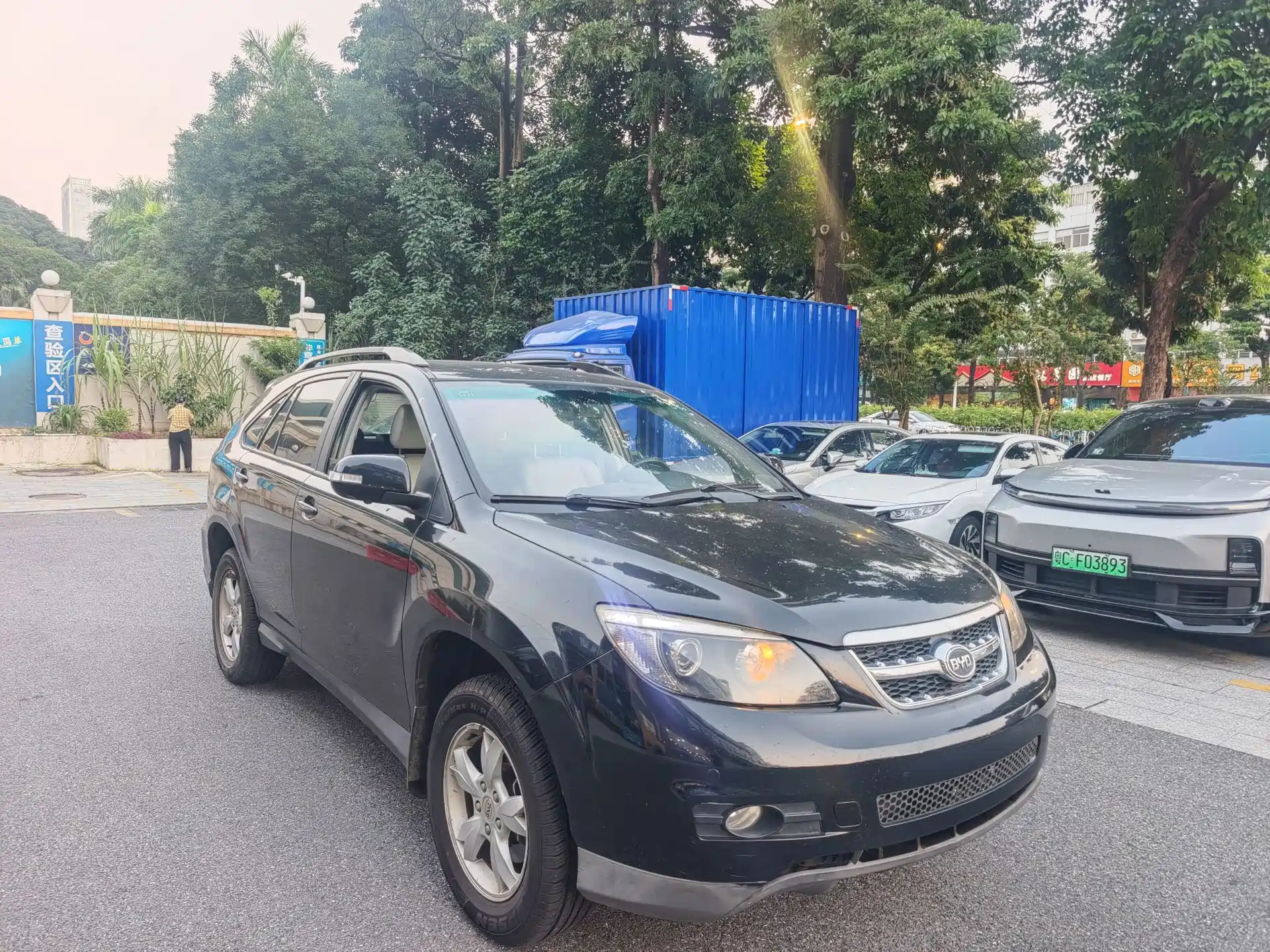 صورة 3 - BYD S6