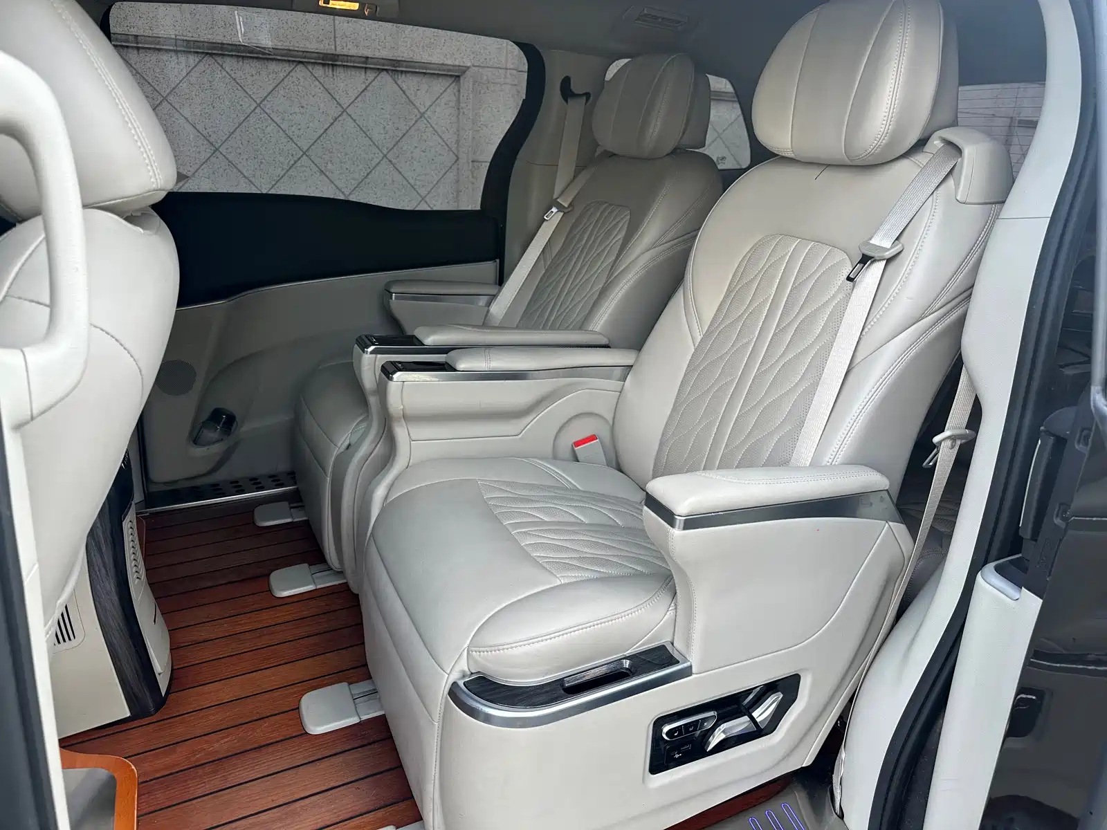 Фото 6 - Buick GL8