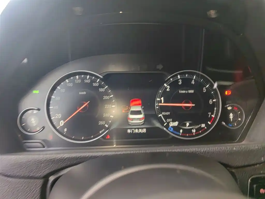 BMW 3 Series 2018 320Li M Sport Black Night Edition фото 12