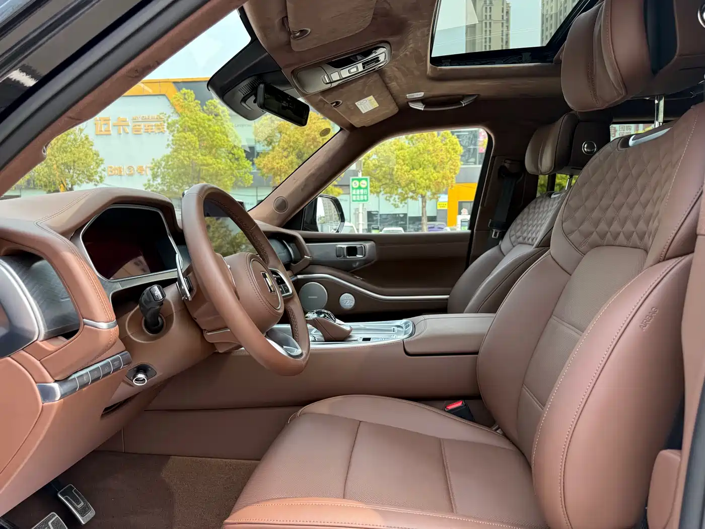 TANK TANK 700 NEW ENERGY