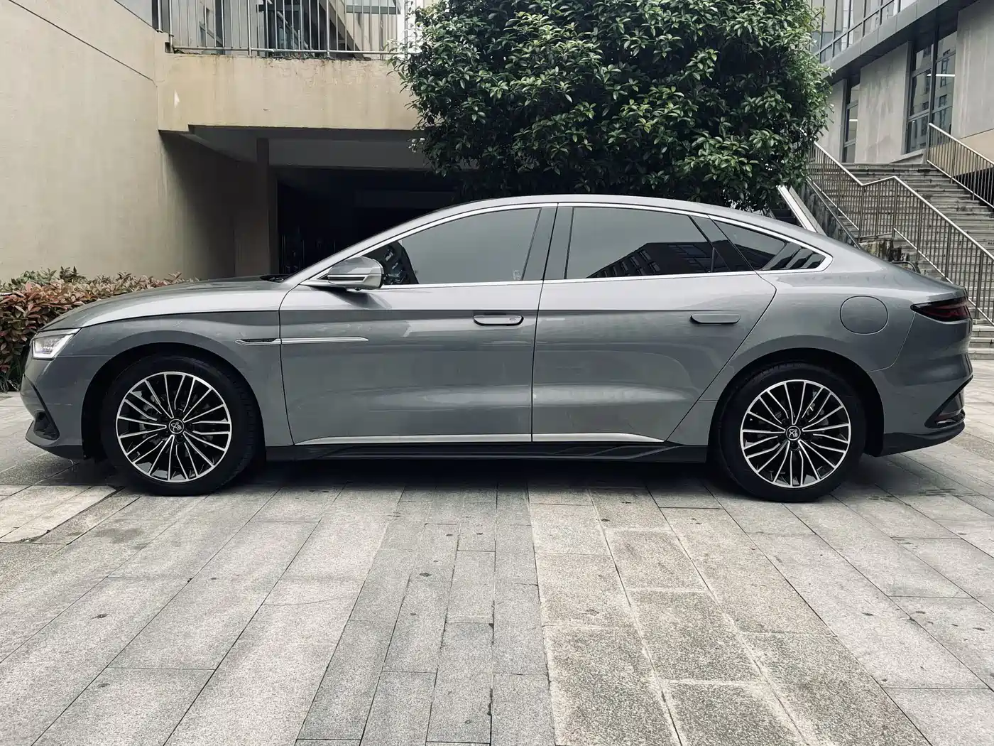 BYD HAN