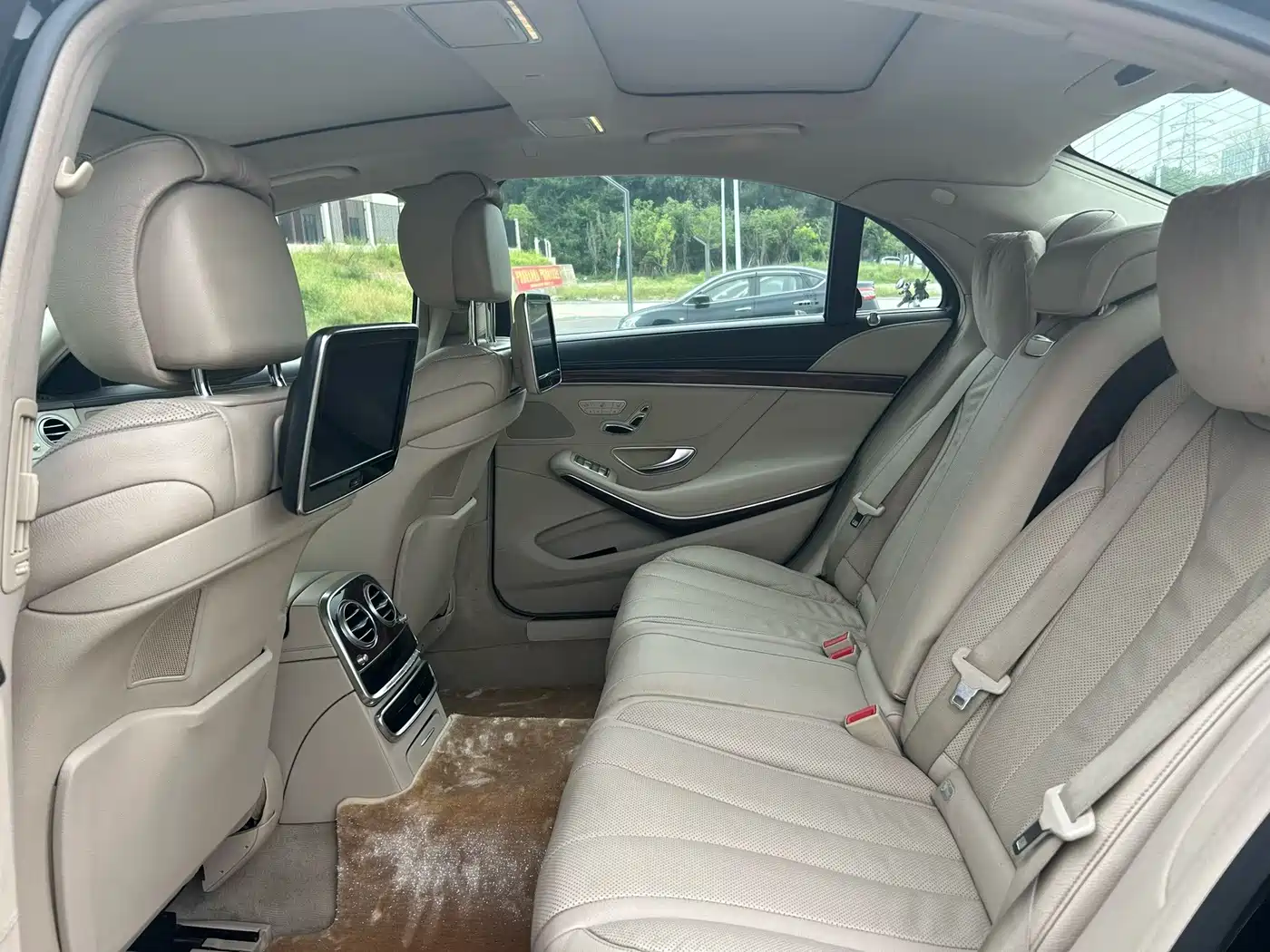 Фото 7 - Mercedes-Benz S-Class