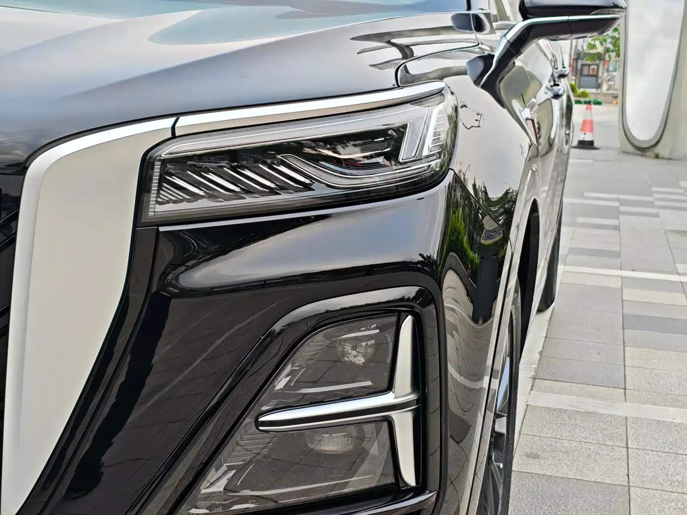 Hongqi HS5 2023 2.0T Flag Pro 500,000 Units Commemorative Edition фото 31