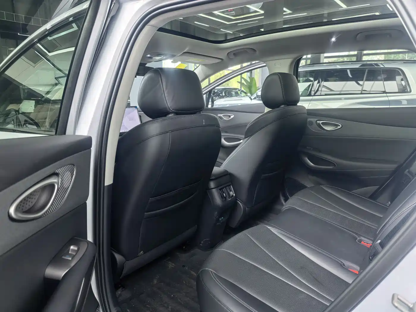 BYD Hai Shi 05 EV 2025 520KM Flagship Smart Navigation Edition фото 10