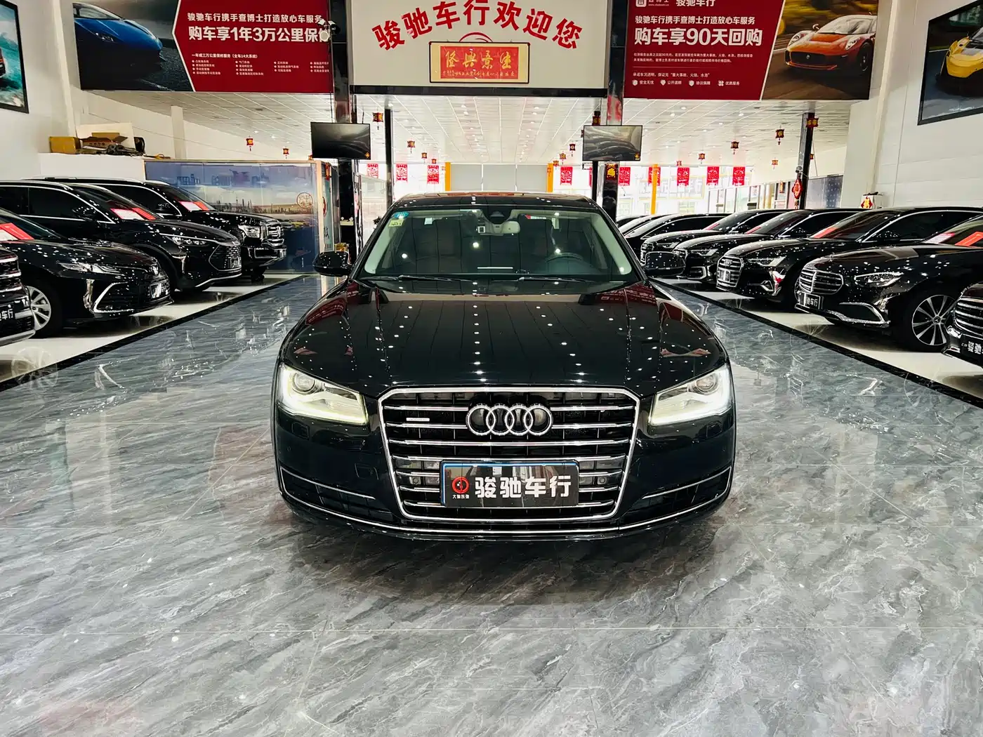 Audi A8 2014 A8L 45 TFSI quattro Comfort фото 2