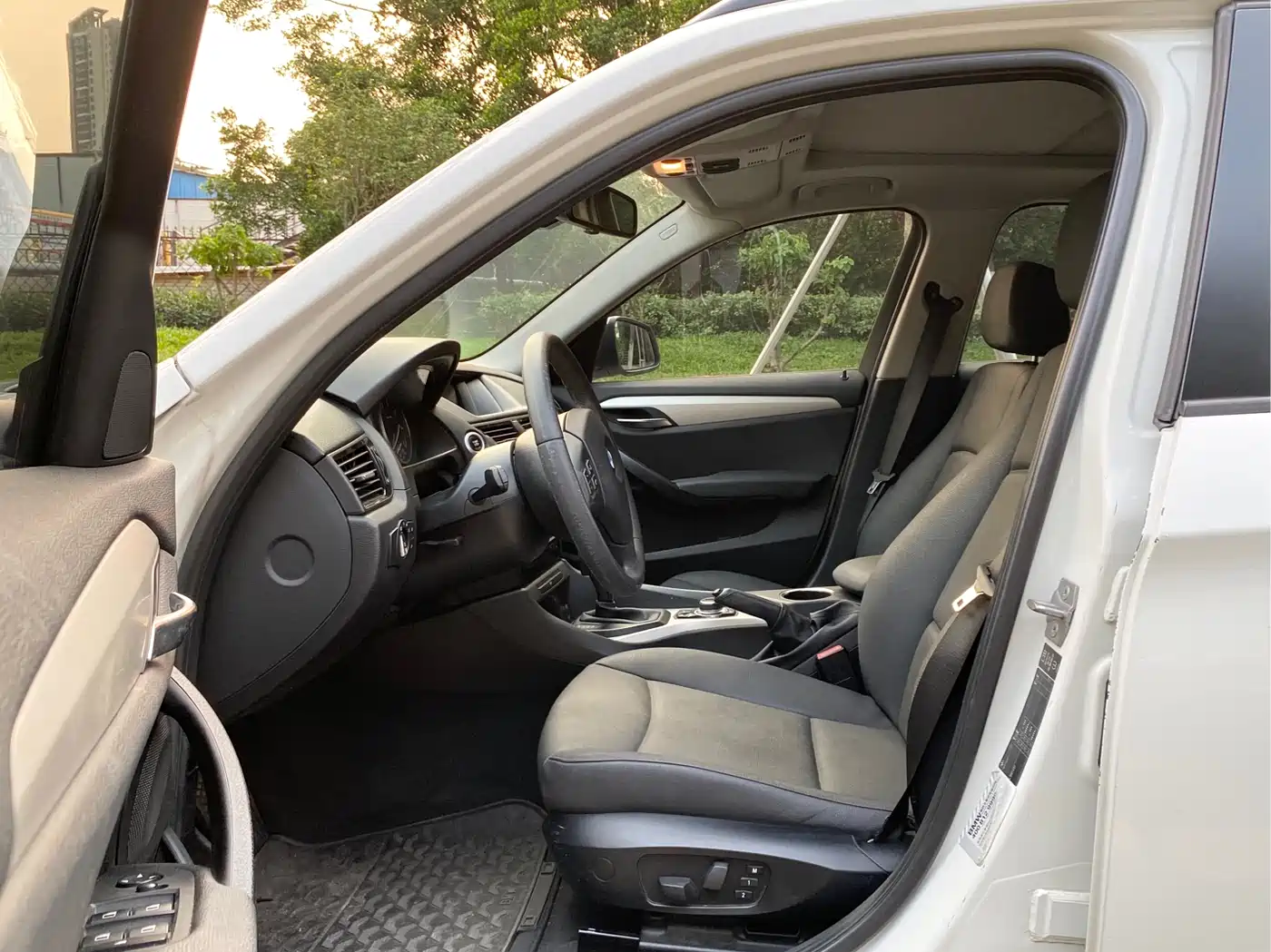 BMW X1 (Import) 2012 sDrive18i Luxury фото 8